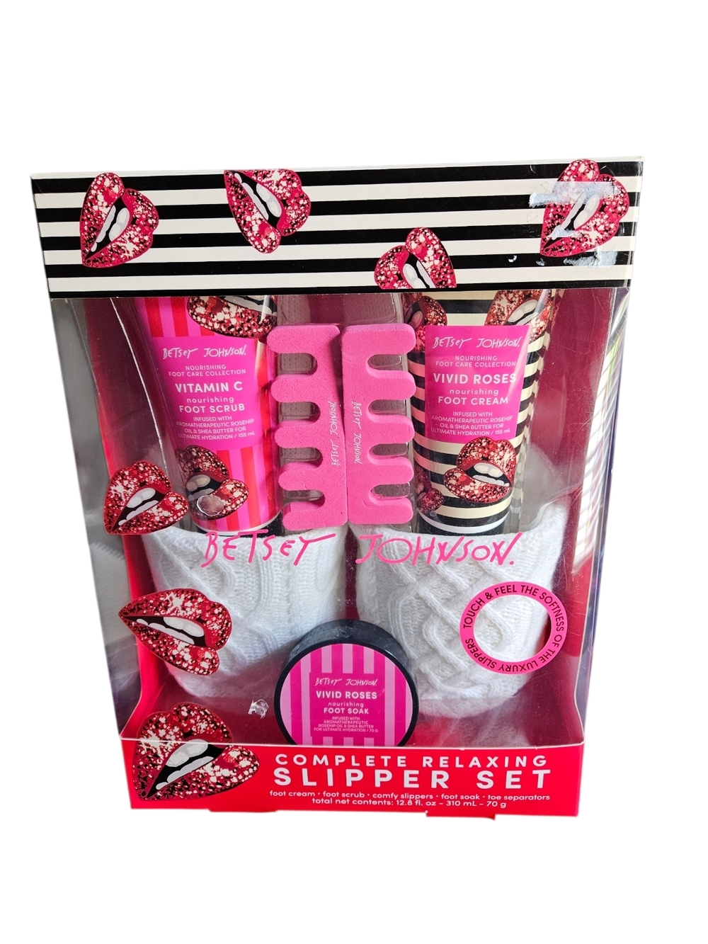 Betsey Johnson Vivid Roses Pink Spa Slipper Gift Set